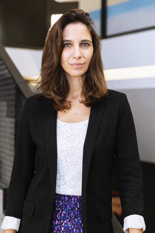 Portrait professionnel Audencia Caroline bleux Photographe